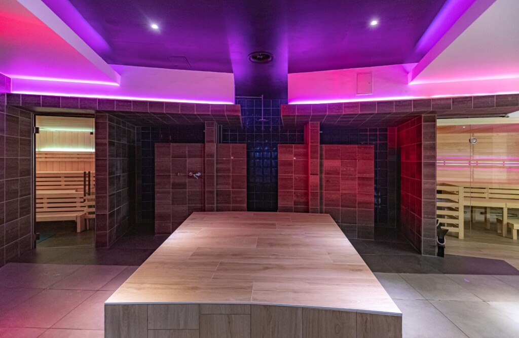Sauna mit Ruhebereich im LB Fitness